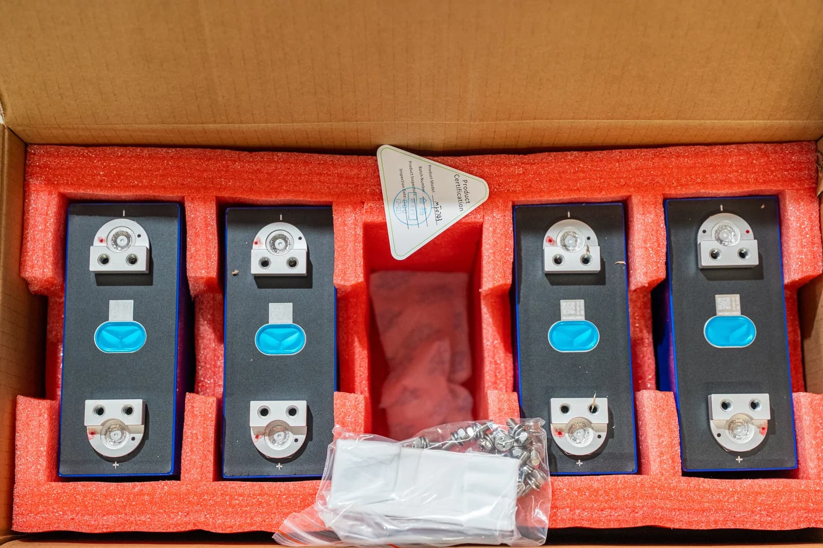 Kit 16 Celule LiFePO4 EVE MB31 3.2V (Capacitate Reală 333Ah+ / 17 kWh, 51.2V), Grad A, 8000 Cicluri + BONUS Separatoare - poza 15