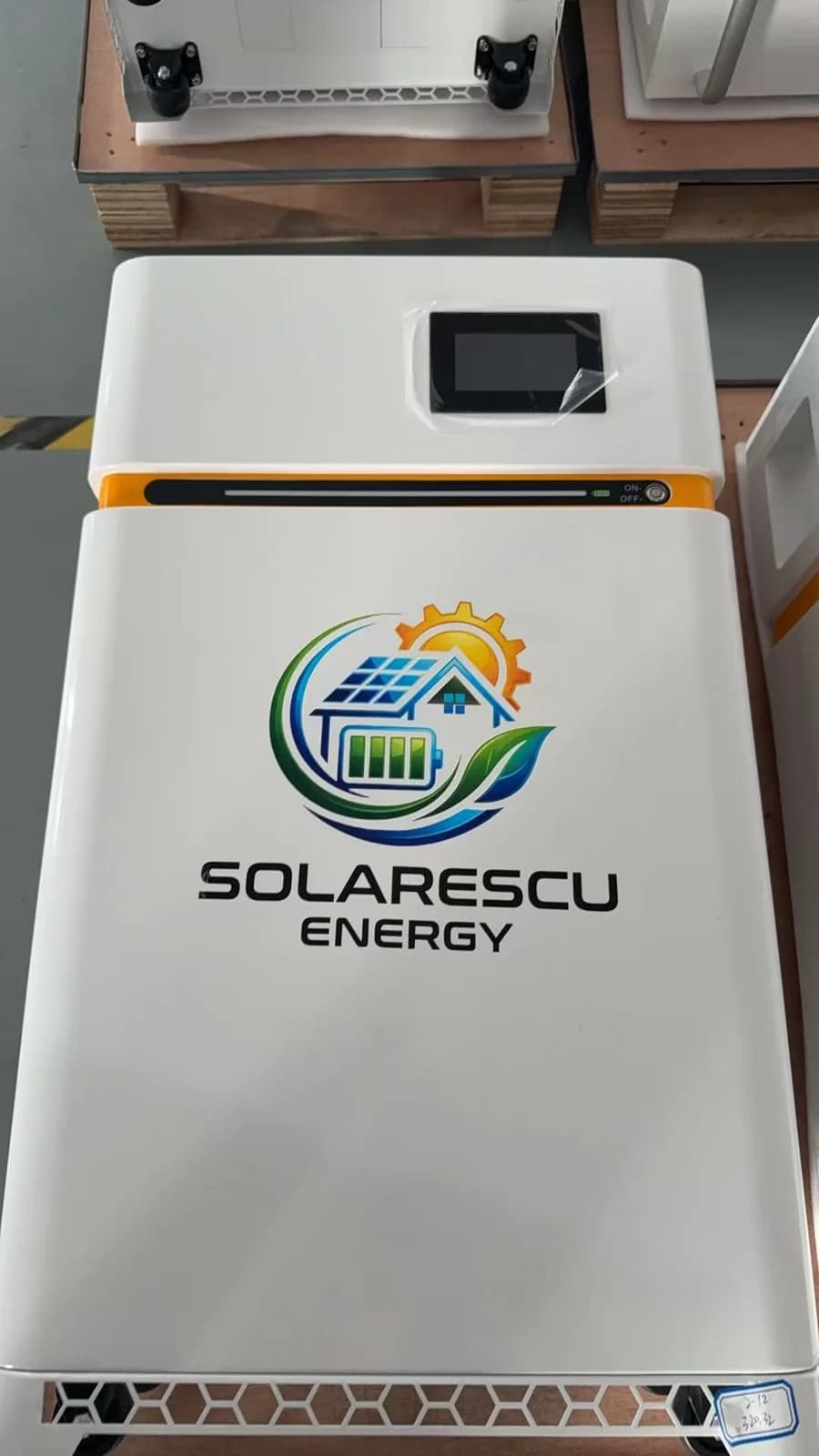 Kit Fotovoltaic Off-Grid Solarescu 4.5 kW: Invertor Growatt SPF 6000 ES Plus 6kW, 10x Panouri N-Type TOPCon 450W (4.5kW), Baterie LiFePO4 17 kWh (51.2V 330Ah) EVE & BMS JK